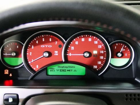 Used 2004 Pontiac GTO image 15