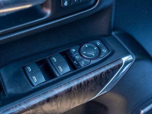 Used 2020 GMC Sierra 2500 Denali w/ Denali Ultimate Package image 28