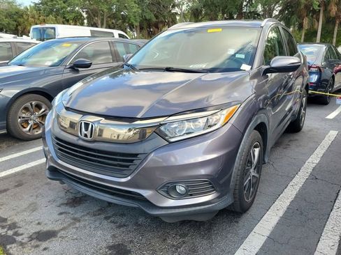 Used 2022 Honda HR-V EX image 3