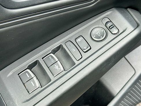 Used 2023 Honda Accord EX image 16
