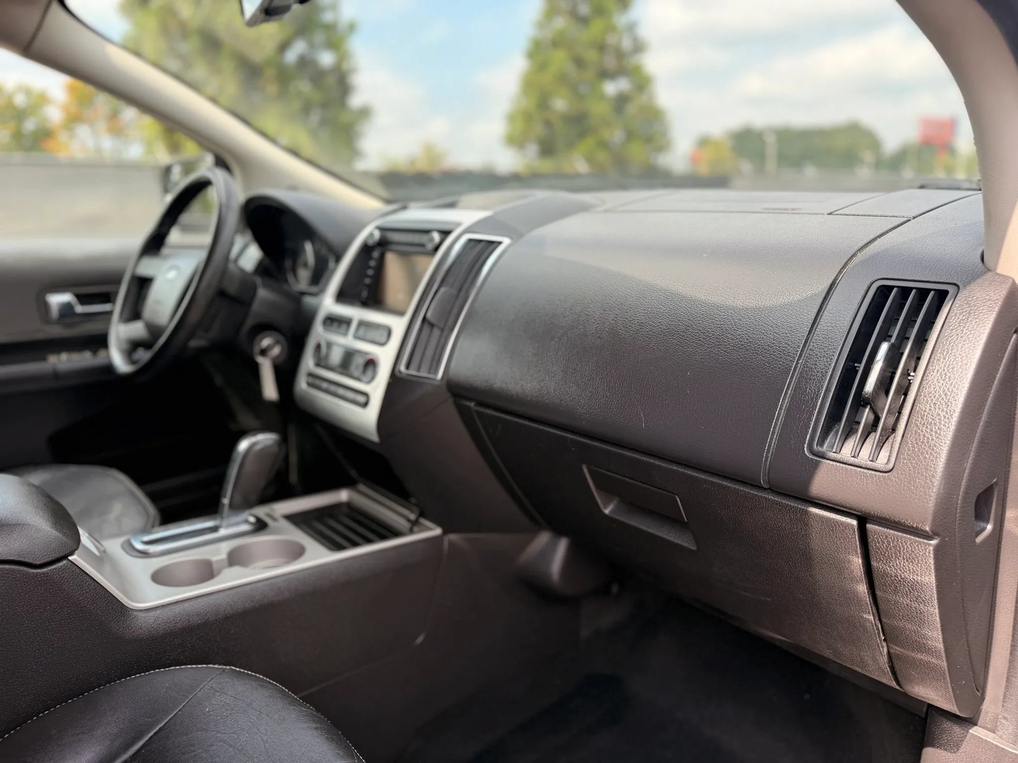 Used 2010 Ford Edge Limited AWD/4WD image 19