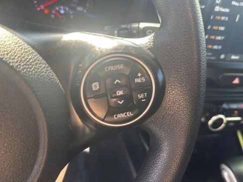 Used 2021 Kia Soul S FWD image 23