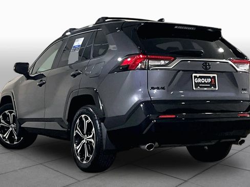 Used 2025 Toyota RAV4 XSE w/ Premium Package AWD/4WD image 16