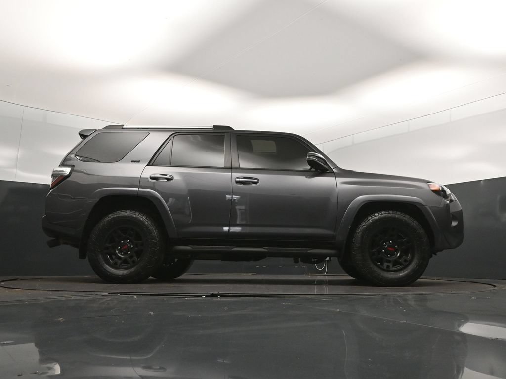 Used 2021 Toyota 4Runner SR5 Premium w/ Moonroof Package RWD image 43