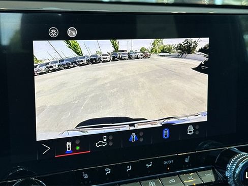 New 2025 GMC Canyon Elevation w/ Convenience Package image 16