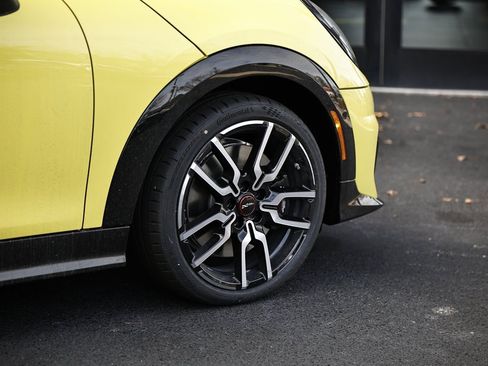 New 2026 MINI Cooper S image 5