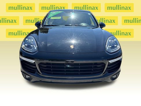 Used 2016 Porsche Cayenne AWD/4WD image 10
