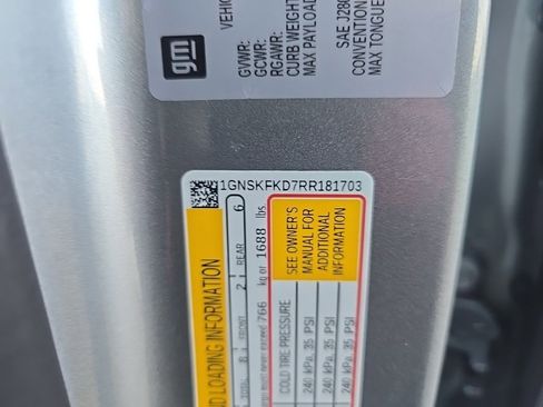 Used 2024 Chevrolet Suburban Premier image 14