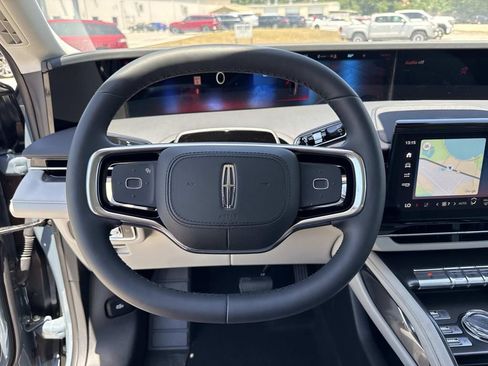 New 2026 Lincoln Nautilus Premier AWD/4WD image 26
