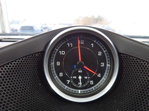 Used 2016 Porsche Panamera Edition image 28