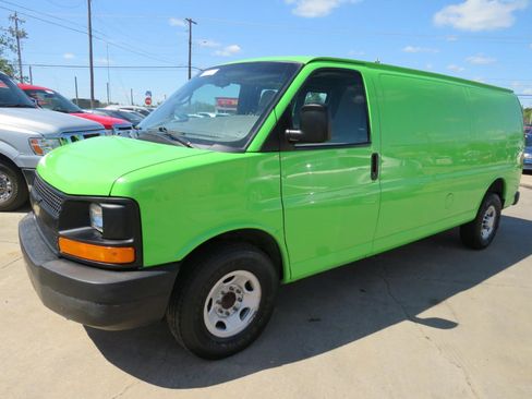 Used 2013 Chevrolet Express 3500 Extended RWD image 1