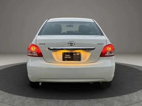 Used 2011 Toyota Yaris Sedan image 5