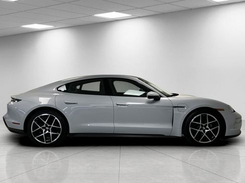 New 2025 Porsche Taycan image 9