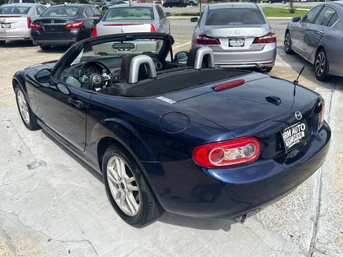 Used 2012 MAZDA MX-5 Miata Sport RWD image 14