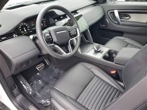 Used 2025 Land Rover Discovery Sport Dynamic SE image 25