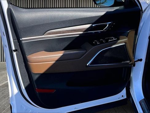 Used 2022 Kia Telluride SX w/ SX Prestige Package image 23