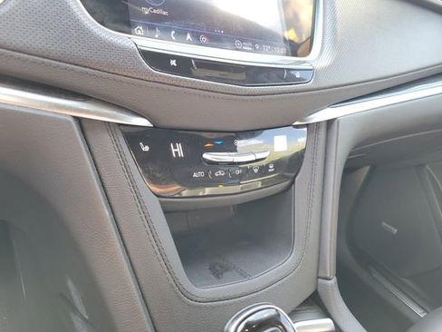 Used 2023 Cadillac XT5 Premium Luxury image 22