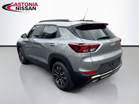 Used 2023 Chevrolet TrailBlazer ACTIV w/ Sun and Liftgate Package image 6