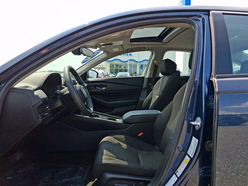 Used 2024 Honda Accord EX image 14
