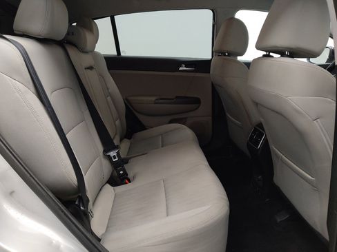 Used 2020 Kia Sportage LX AWD/4WD image 18