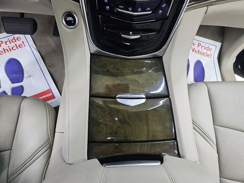 Used 2019 Cadillac Escalade ESV Premium Luxury w/ LPO, Radiant Package image 38