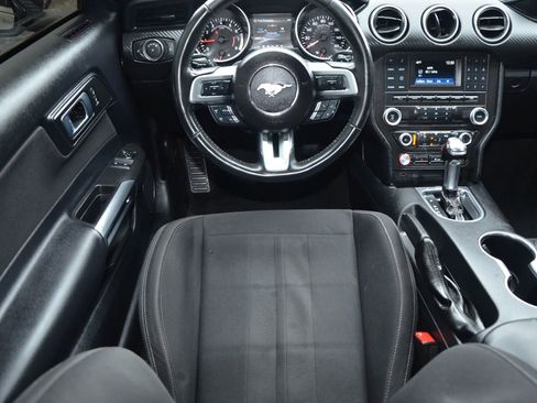 Used 2018 Ford Mustang Coupe image 37