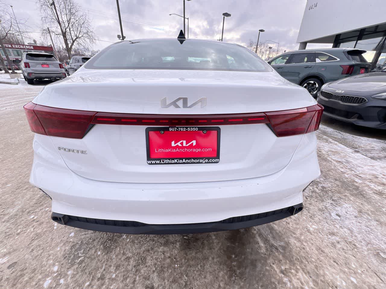 Used 2022 Kia Forte LXS FWD image 27