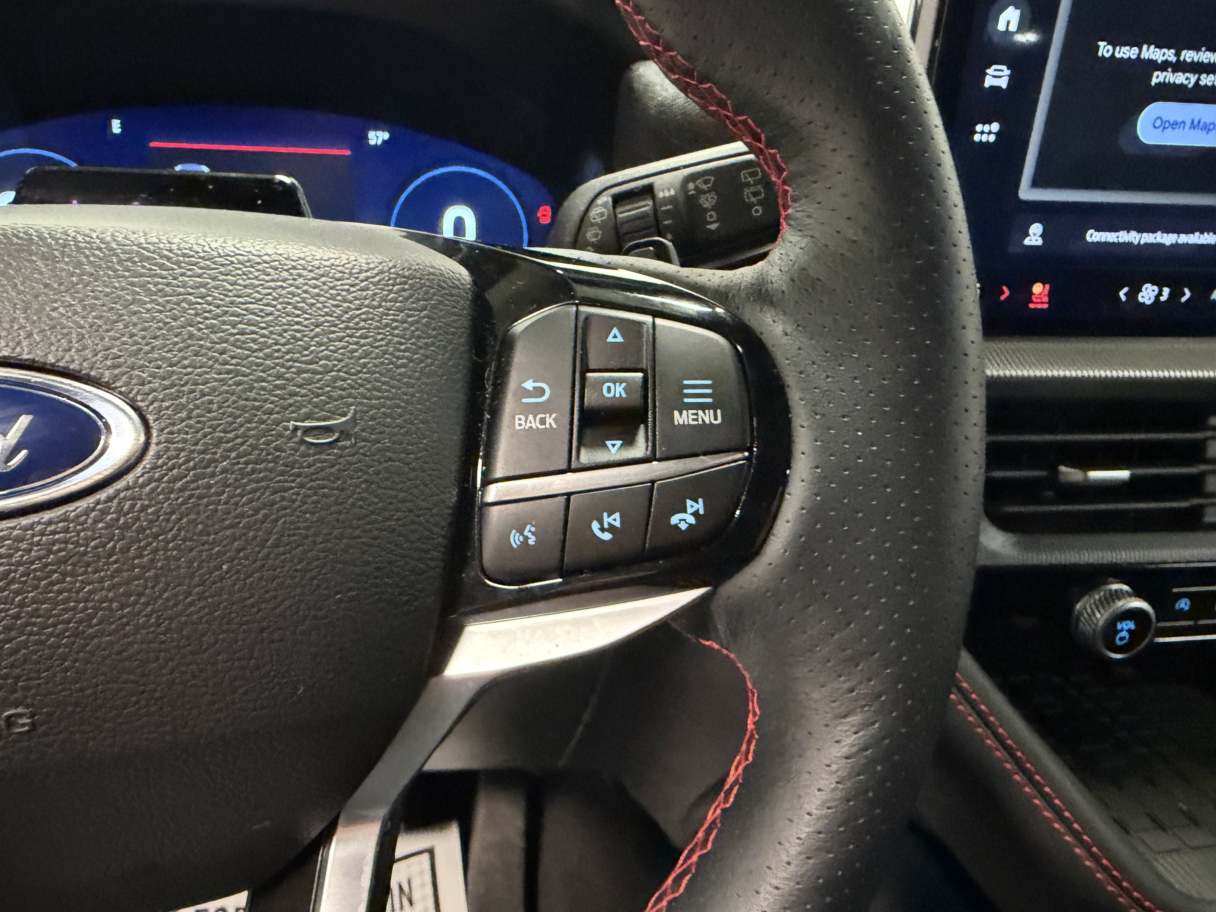 Used 2025 Ford Explorer ST AWD/4WD image 19