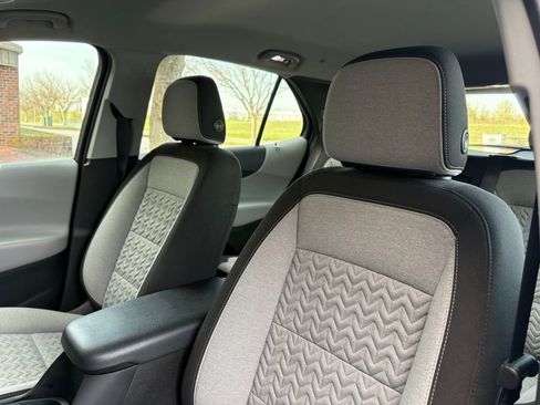 Used 2022 Chevrolet Equinox LS w/ LPO, Floor Liner Package image 20