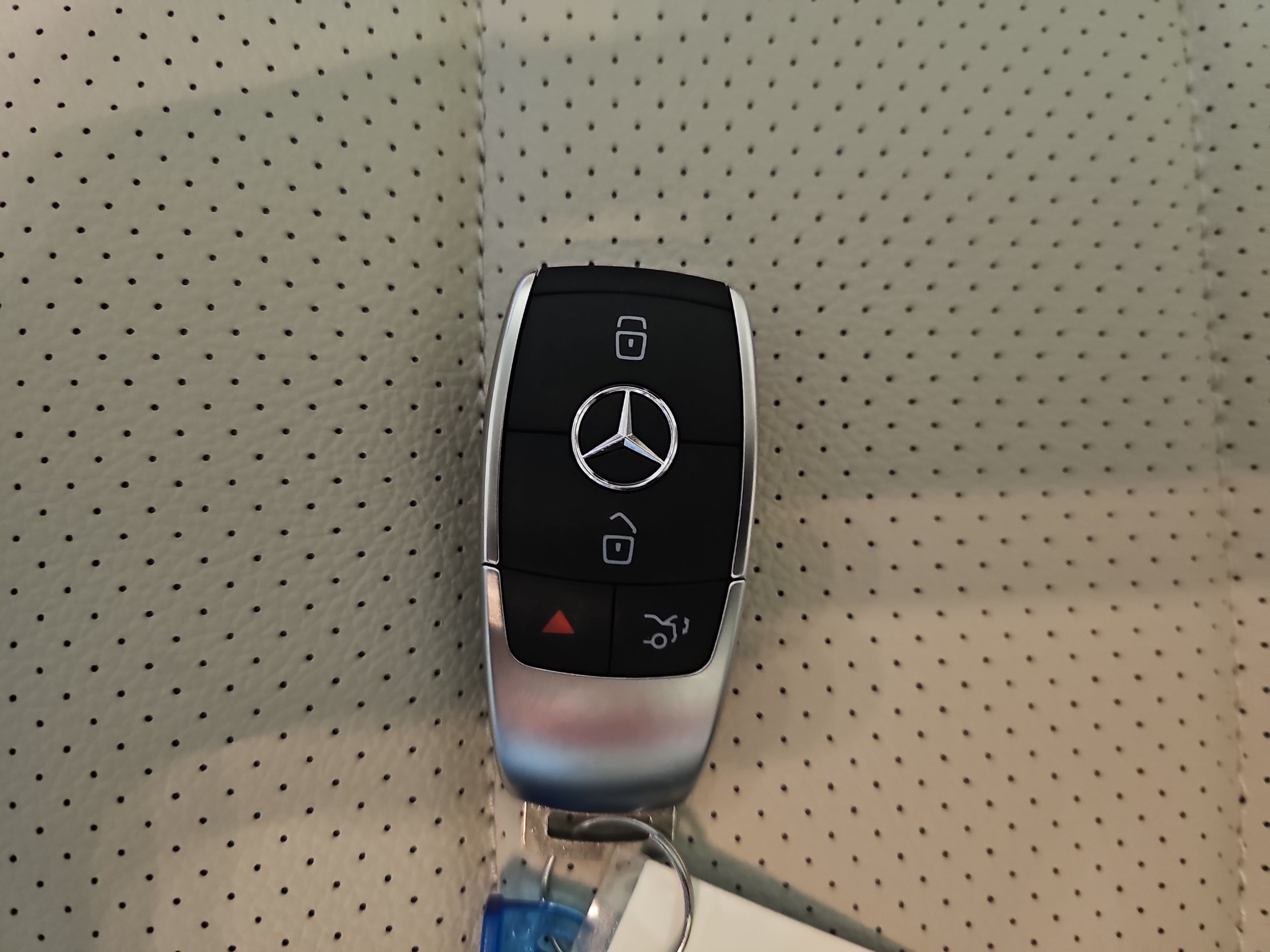 New 2026 Mercedes-Benz GLE 450 4MATIC image 37
