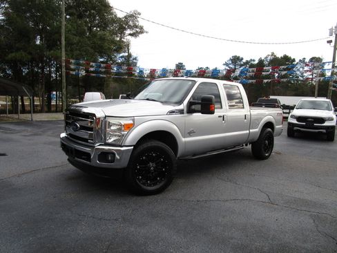 Used 2016 Ford F250 Lariat w/ Lariat Ultimate Package image 36