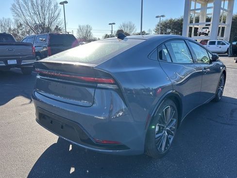 New 2026 Toyota Prius XLE image 5
