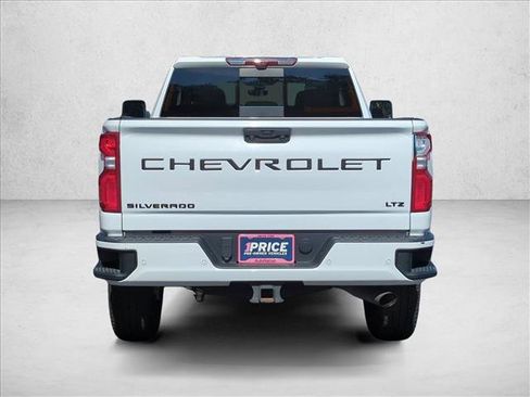 Used 2021 Chevrolet Silverado 2500 LTZ w/ LTZ Plus Package image 6