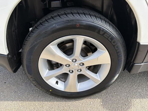 Used 2014 Subaru Outback 2.5i Limited image 16