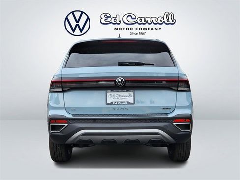 New 2025 Volkswagen Taos SE image 7