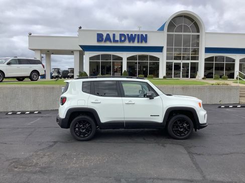 Used 2021 Jeep Renegade Limited w/ Sun & Sound Group image 8