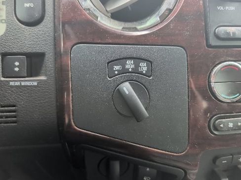 Used 2010 Ford F250 Lariat AWD/4WD image 18