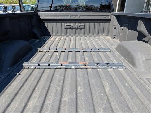 Used 2021 GMC Sierra 2500 SLE w/ X31 Off-Road Package AWD/4WD image 16
