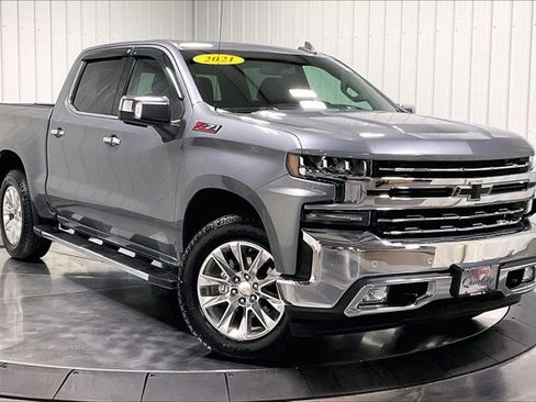 Used 2021 Chevrolet Silverado 1500 LTZ w/ Z71 Off-Road Package AWD/4WD image 3