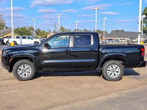 Used 2023 Nissan Frontier SV image 23