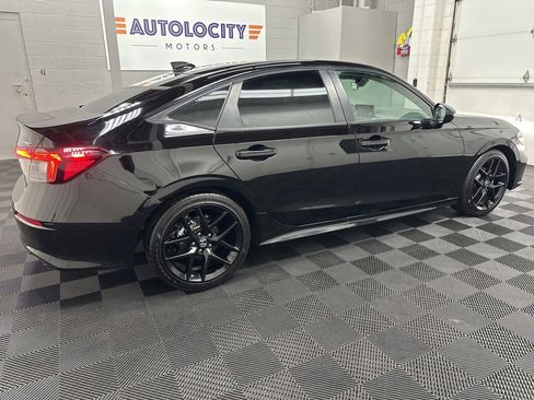 Used 2025 Honda Civic Sport image 11