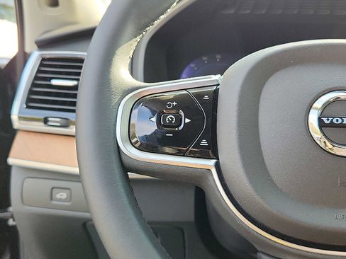 Certified 2024 Volvo XC90 B6 Plus w/ Protection Package Premier image 20