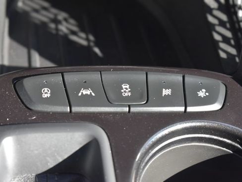 Used 2023 Chevrolet TrailBlazer LT FWD image 30