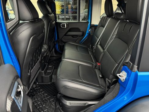 Used 2023 Jeep Wrangler Unlimited Rubicon 4xe w/ Dual Top Group image 25