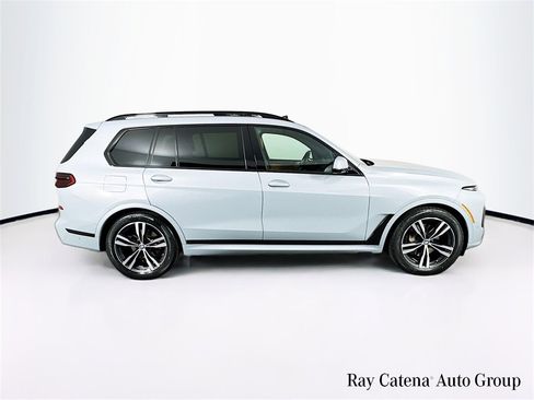 Used 2023 BMW X7 xDrive40i w/ M Sport Package image 8