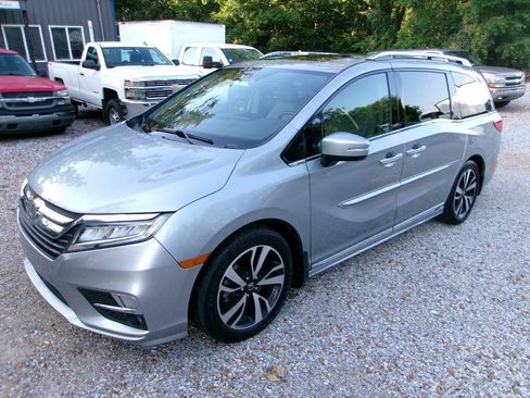 Used 2018 Honda Odyssey Elite image 4
