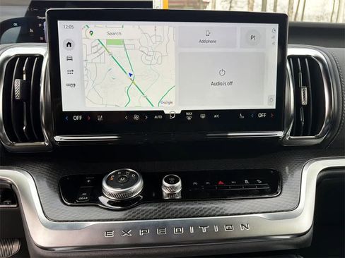 New 2026 Ford Expedition Max Platinum image 30