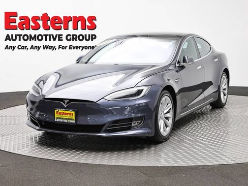 Used 2018 Tesla Model S 75D AWD/4WD image 1