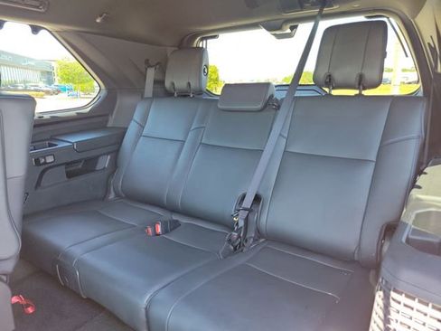 Used 2025 Toyota Sequoia Platinum AWD/4WD image 13