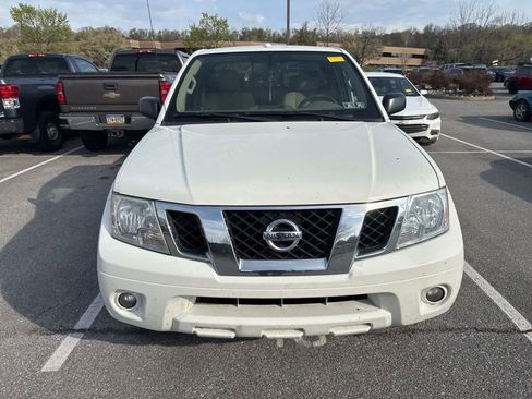 Used 2014 Nissan Frontier SV w/ SV Value Truck Package image 2